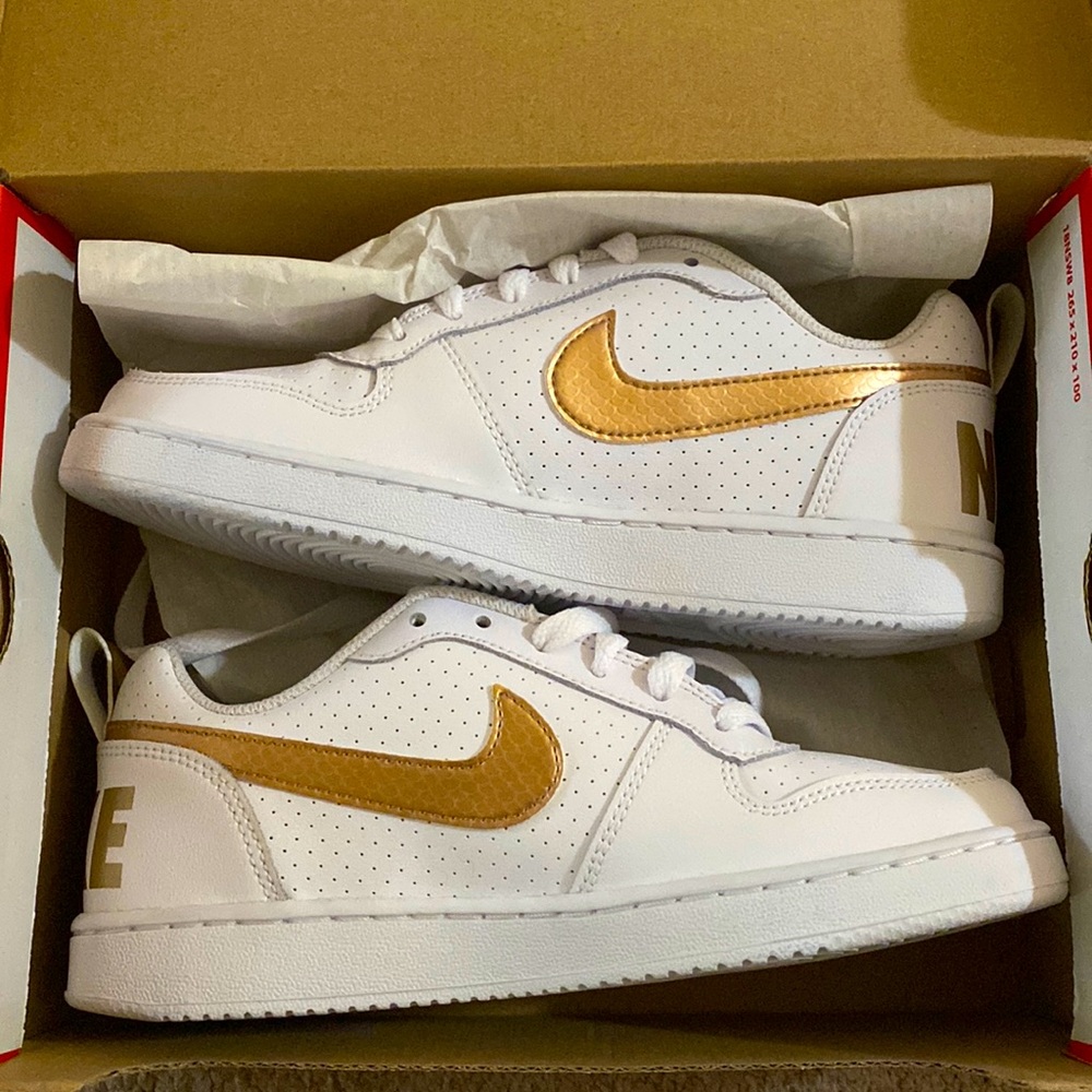 Nike Court Borough Low EP sneakers